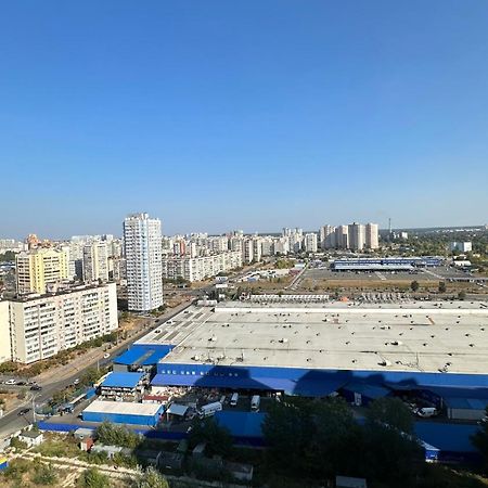 Є Генератор 1Кім Осокорки Вул Бориса Гмирі 20 Жк Патріотика Κίεβο Εξωτερικό φωτογραφία